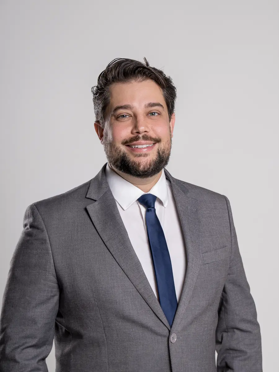Dr. Gustavo Del Prato, otorrinolaringologista em Criciúma, disponível para contato